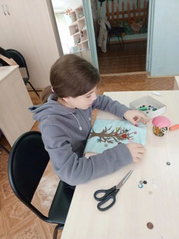Аппликация + рукоделие = развитие