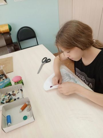 Аппликация + рукоделие = развитие